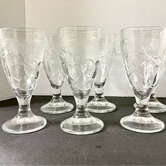 Vintage Cristal D'Arques Gourmande Embossed Fruit Water Goblets Made in France - Picture 2 of 10